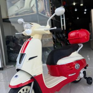 موتور شارژی کودک مدل Vespa 210